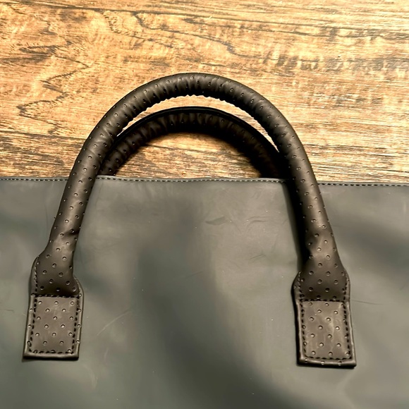 Paco Rabanne Weekender Bag - Picture 3 of 5